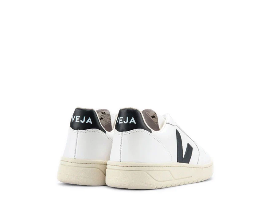 Veja V-10 Leather - Image 3