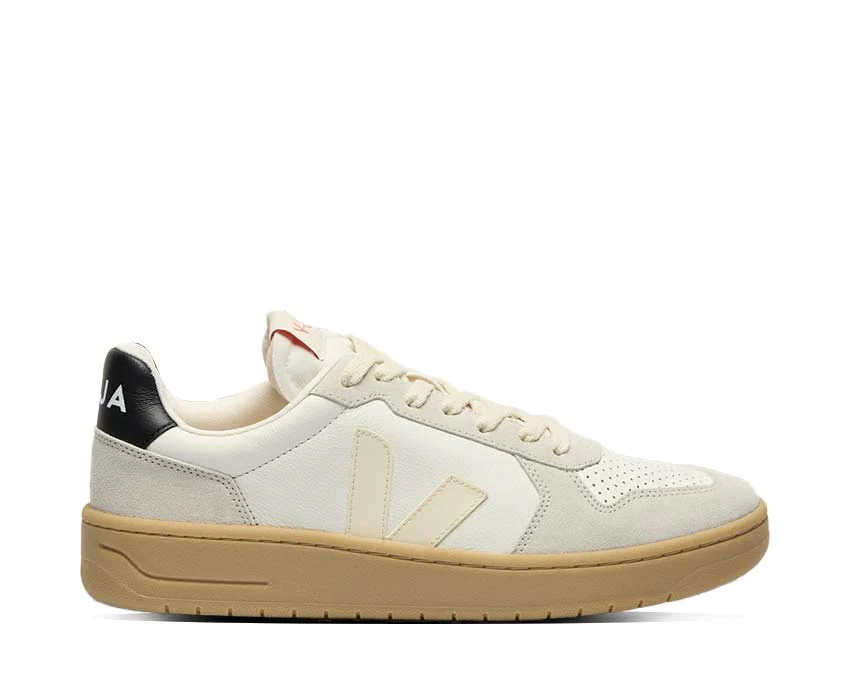 Veja V-82 Grained Leather "Pure"