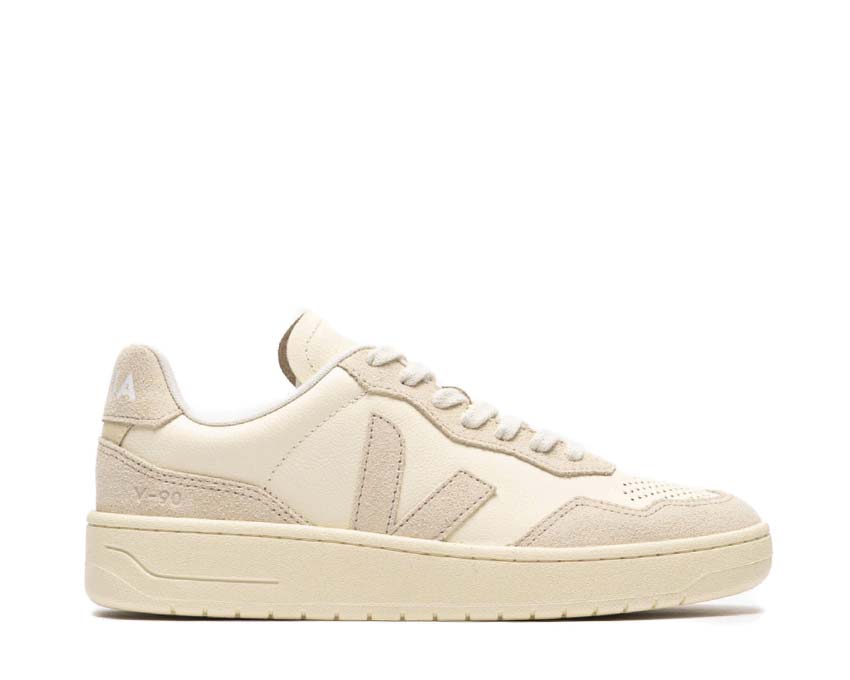 Veja V-90 O.T. Leather