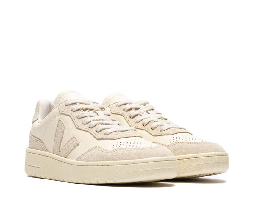 Veja V-90 O.T. Leather - Image 2