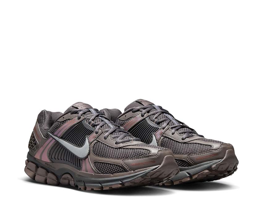 Nike Zoom Vomero 5 "Cave Stone" - Image 3